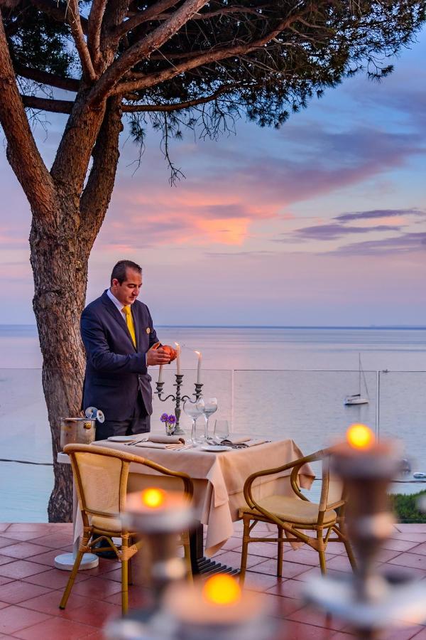 Hotel Baia Imperiale Spiaggia di Cavoli Dış mekan fotoğraf