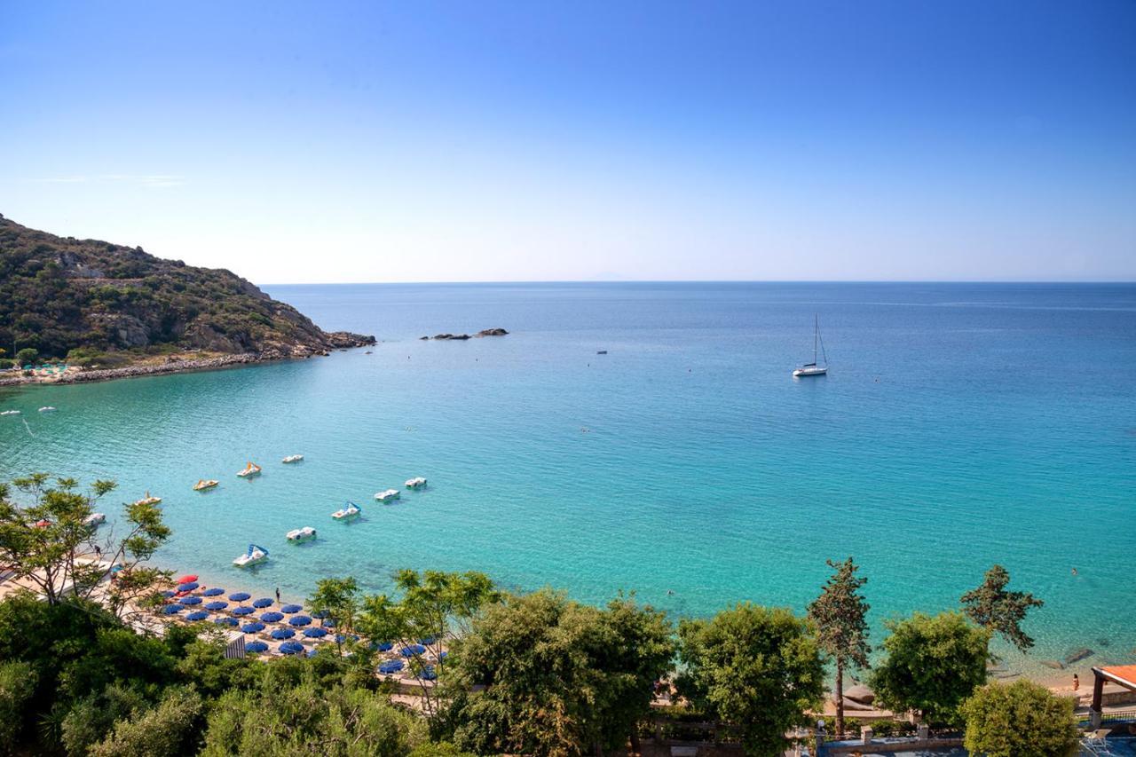 Hotel Baia Imperiale Spiaggia di Cavoli Dış mekan fotoğraf