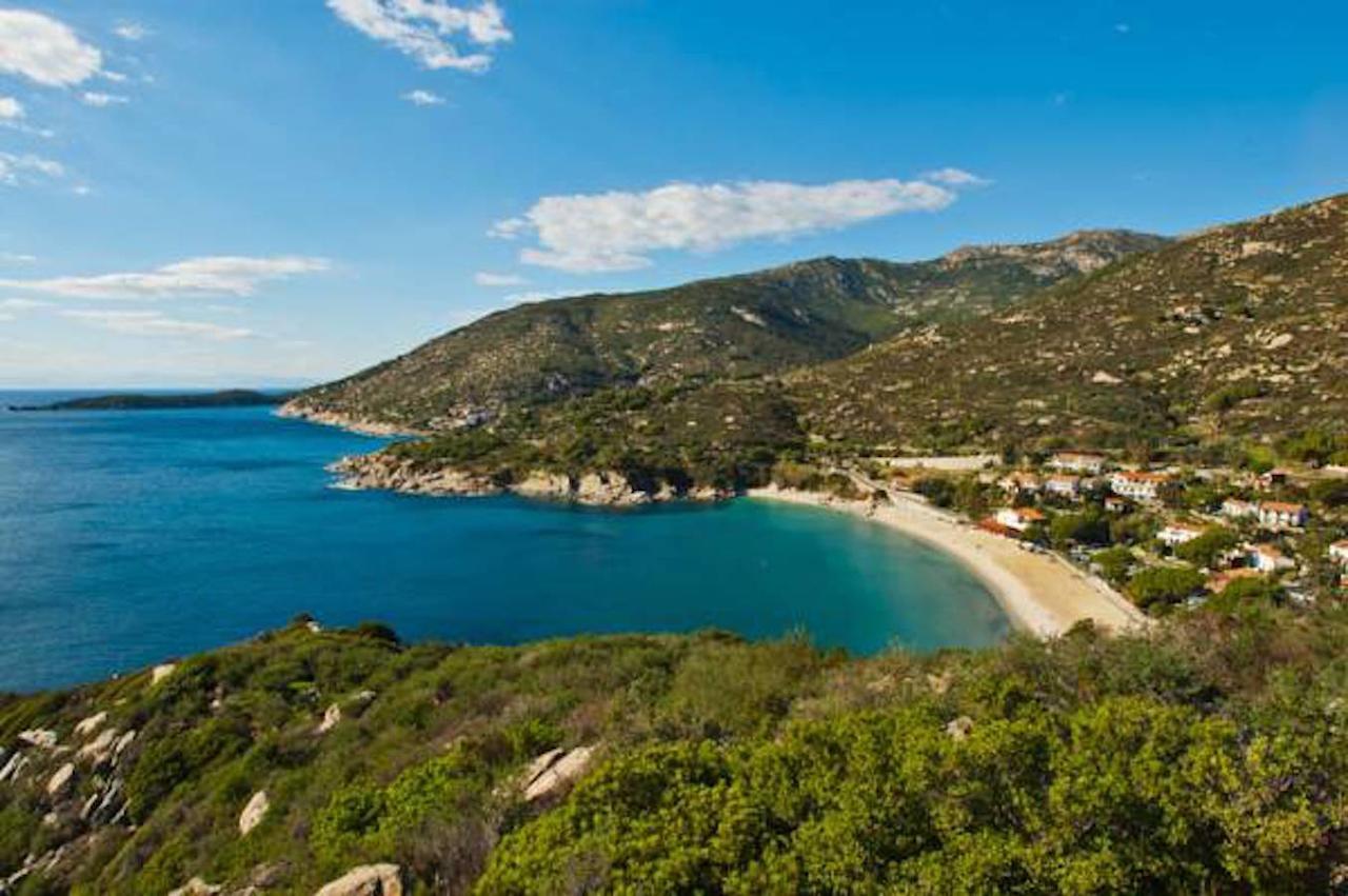 Hotel Baia Imperiale Spiaggia di Cavoli Dış mekan fotoğraf